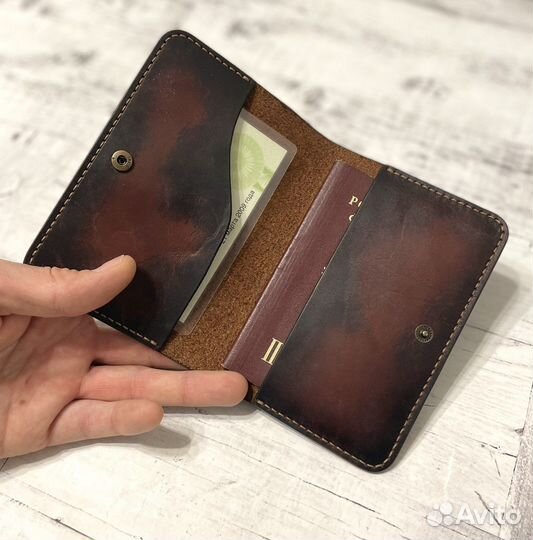 Обложка на паспорт, изделия из натуральной кожи