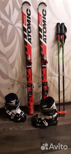 Комплект: Горные лыжи, ботинки 38 размер, палки