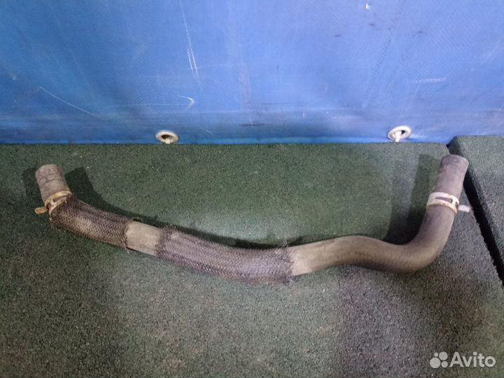 Патрубок системы охлаждения Ford Focus 2 2005-2011