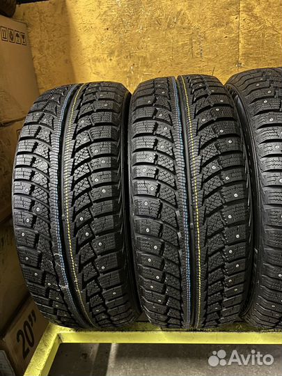 Matador MP 30 Sibir Ice 2 215/55 R17