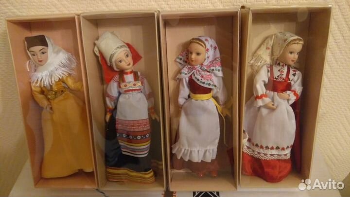 Фарфоровые куклы