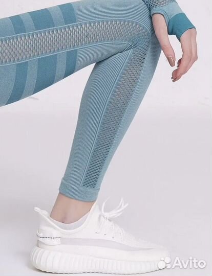 Спортивный костюм женский