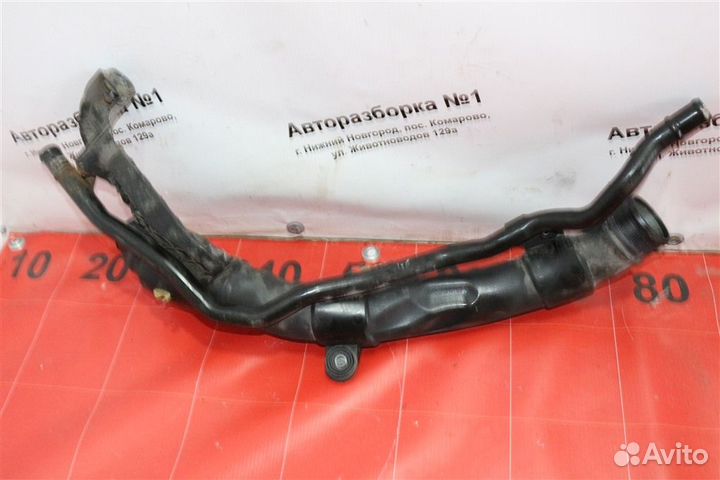 Патрубок интеркулера левый Audi Q3 8UB cuvc 2012