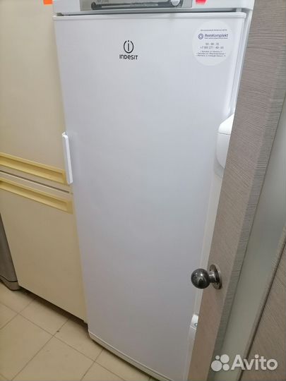 Морозильная камера Indesit SFR167NF.002