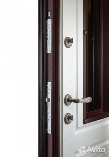 Дверь входная 