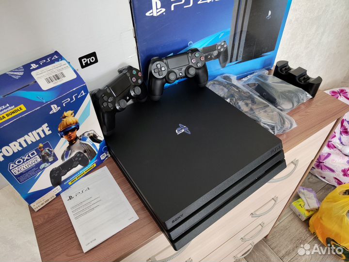 Sony playstation 4 PS4 pro 1tb