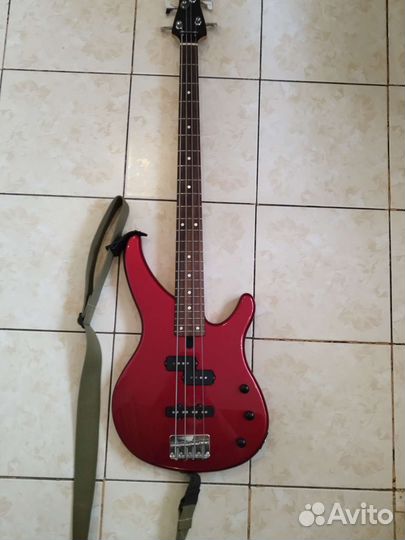 Басс гитара Yamaha trbx174 4 струны