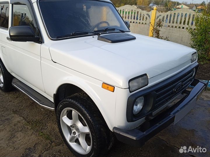 LADA 4x4 (Нива) 1.7 МТ, 1999, 126 000 км