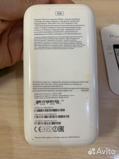 Телефон iPhone 5c