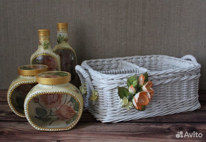 Корзина плетёная