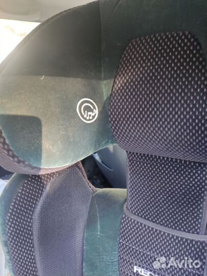 Автомобильное детское кресло