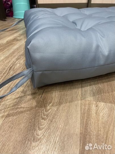 Матрасы, подушки для скамьи, садовой мебели