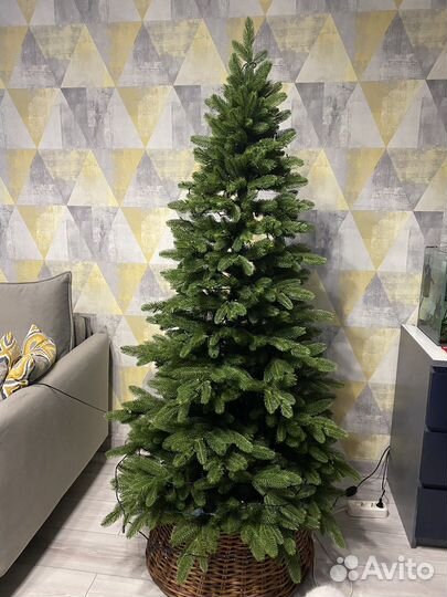 Ель искуственная литая 180