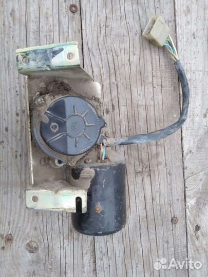 Моторчик стеклоочистителя Газель волга