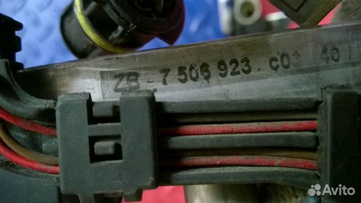 Рейка топливная рампа BMW 5-серия E60/E61