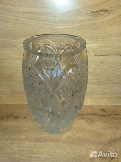 Вазы из керамики, хрусталя и фарфора СССР