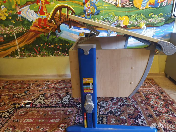 Растущая парта дэми