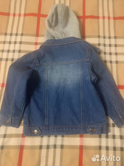Джинсовая куртка на ребенка 104р
