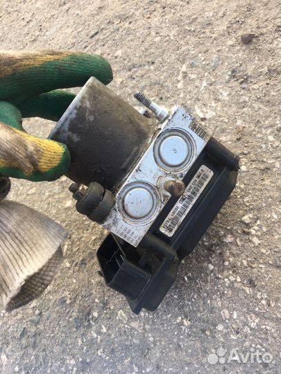 Блок abs Emgrand EC7 2 авто в разборе