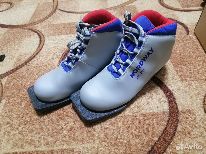 Лыжные ботинки Nordway 35