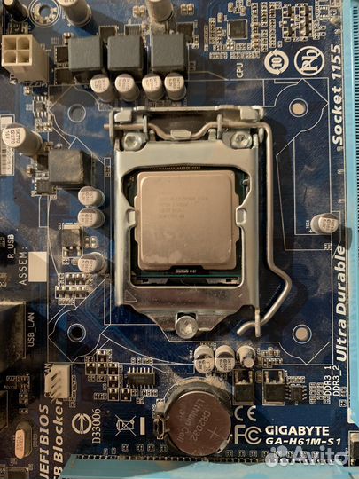 Материнская плата