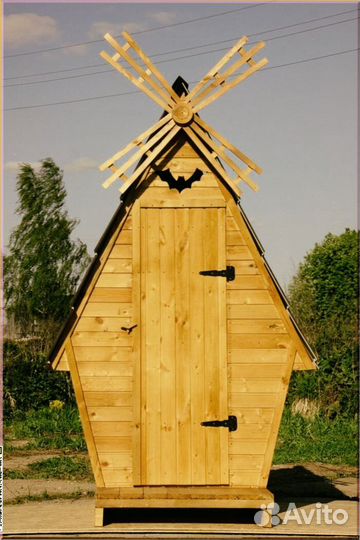Уличный туалет деревянный RNM