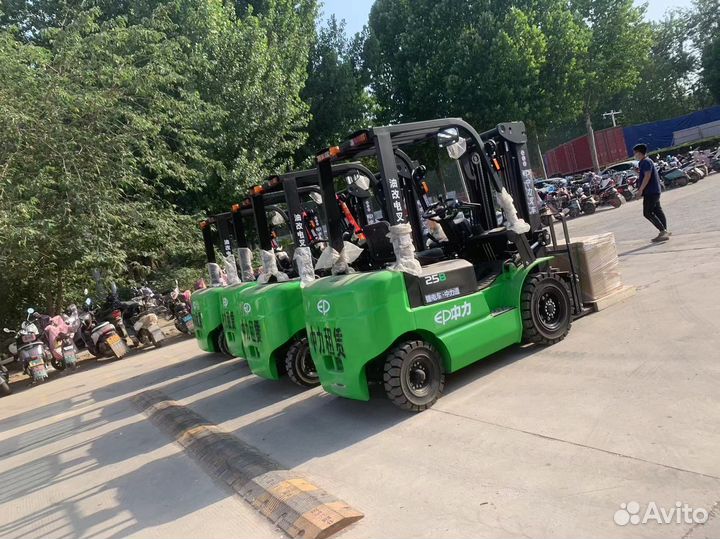 Вилочный погрузчик EP Equipment EFL252, 2024