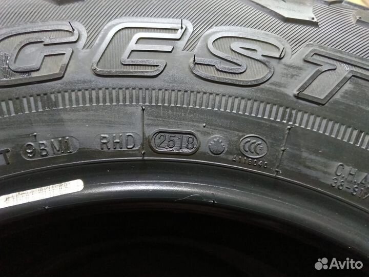 Bridgestone Dueler A/T 245/75 R17