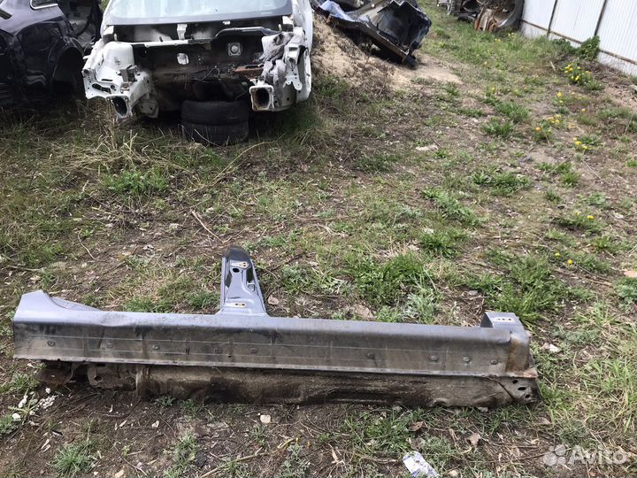 Лансер 9 порог правый бочина стойка центральная