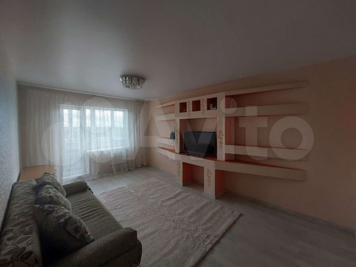 2-к. квартира, 52 м², 8/9 эт.