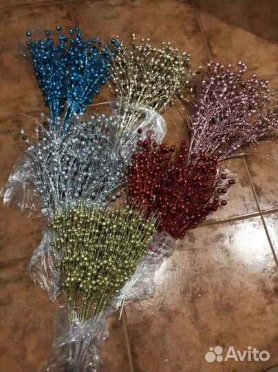 Новогодний декор ветки в блестках