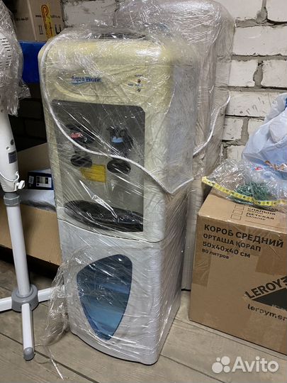 Кулер для воды