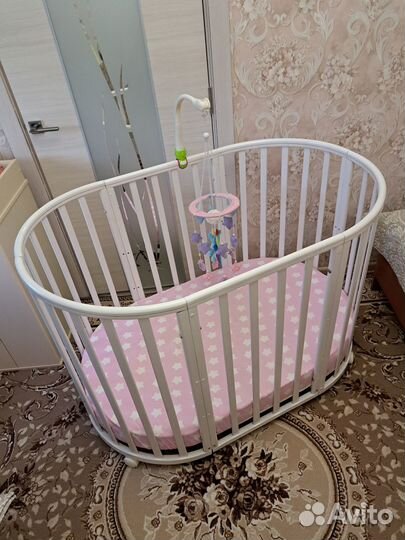 Детская кроватка