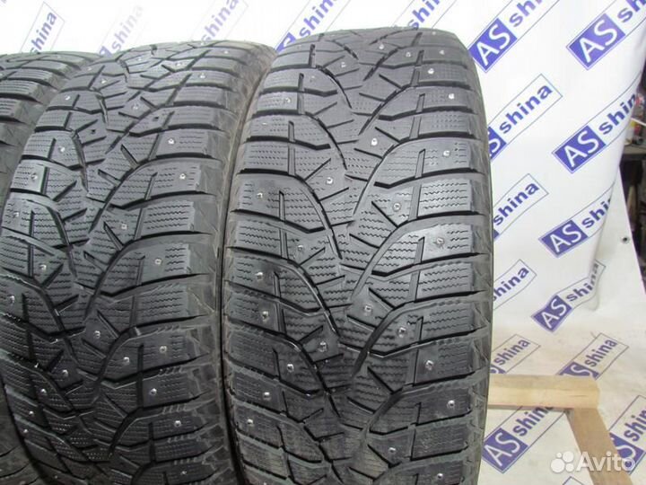 Bridgestone Blizzak Spike-02 SUV 275/55 R20 96R