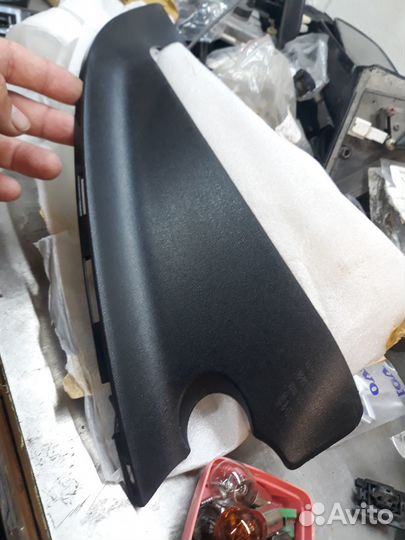 Пежо 308 накладка фонаря заднего Правая 07-15