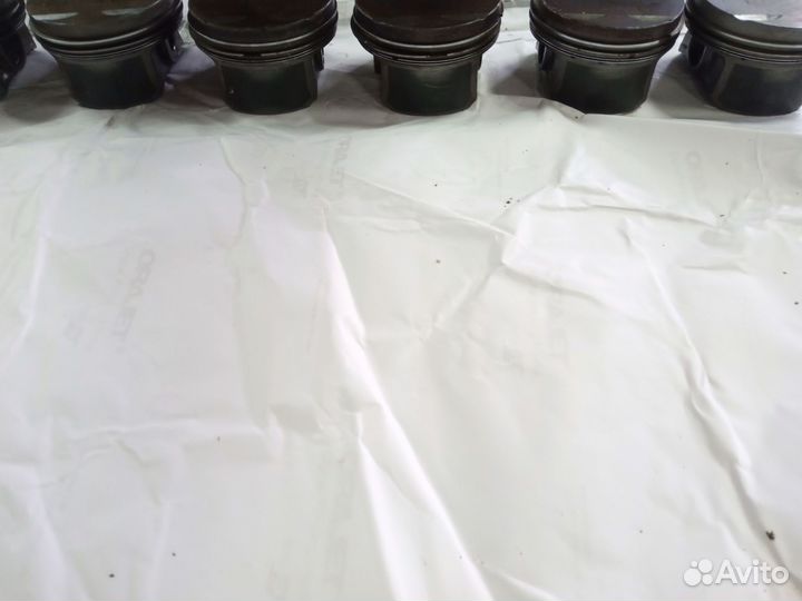 Поршневая M52B28TU