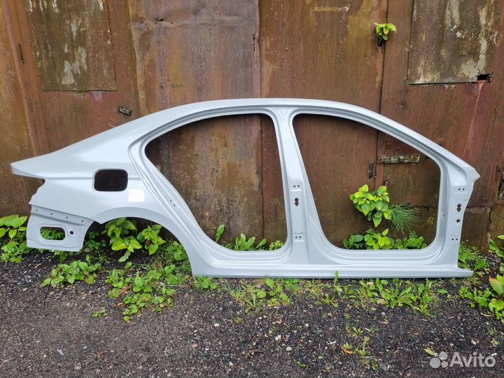 Боковина правая Skoda Octavia 4 A8