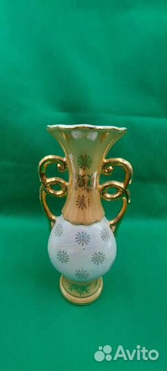 Антикварная Ваза галантные сцены