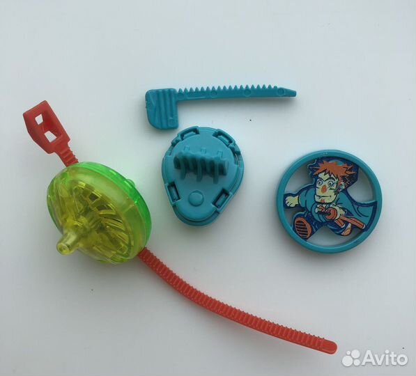 Игрушки из киндера 00х