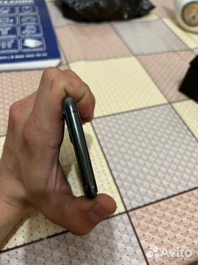 Телефон iPhone 11 pro