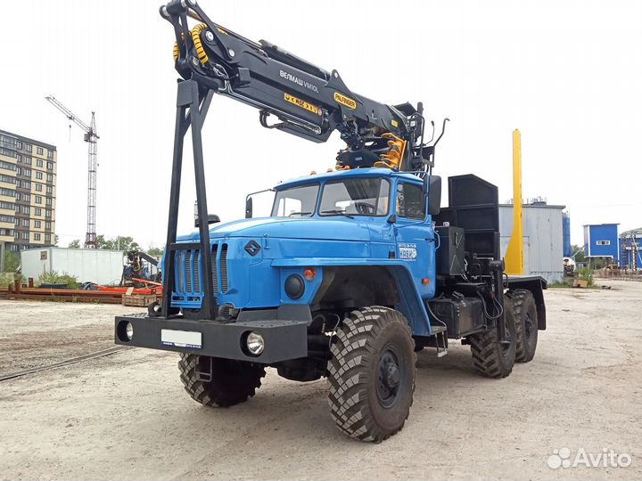 Урал 5557 с КМУ, 2023