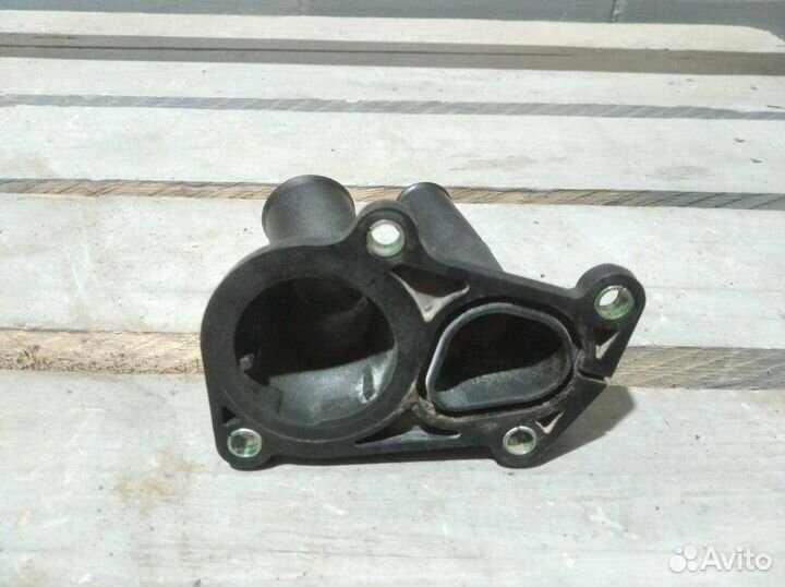 Корпус термостата Ford Focus Iii хетчбек 1.6 2013