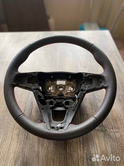 Руль LADA Vesta xray с обогревом завод штатный