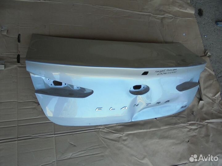 Крышка багажника Hyundai Elantra 6