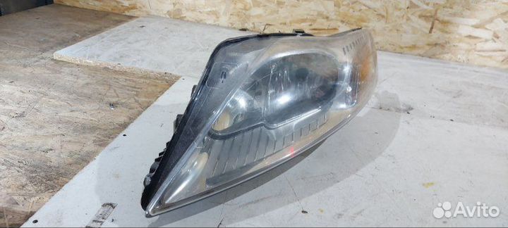 Фара галогеновая передняя левая Ford Mondeo 4