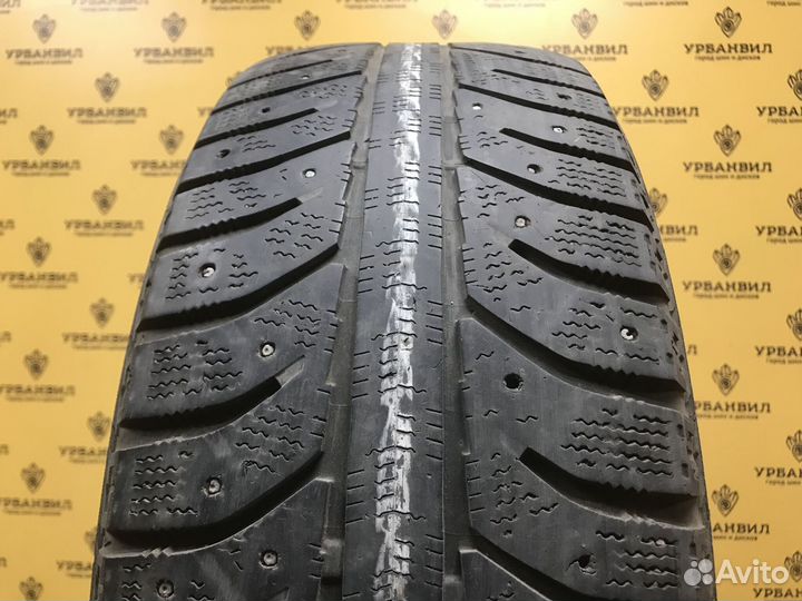 Bridgestone Ice Cruiser 7000 205/60 R16 92T