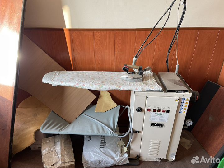 Гладильный стол