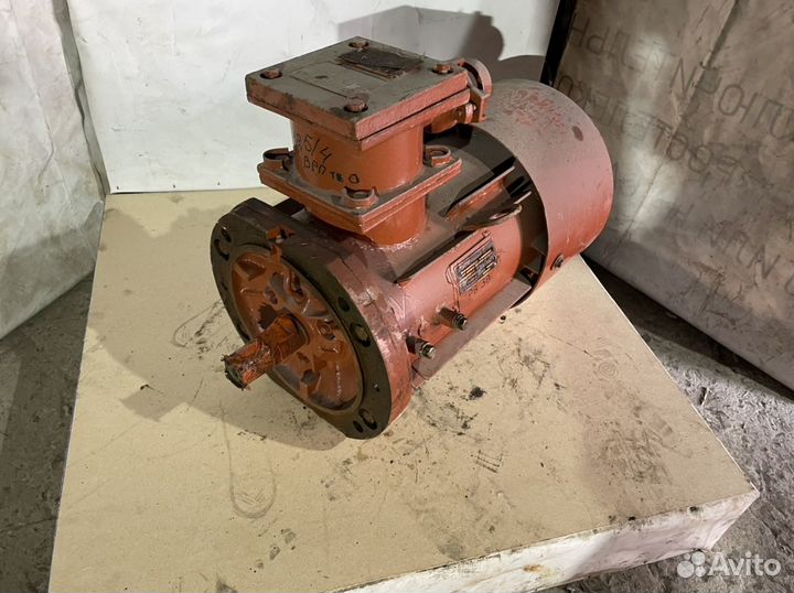 Электродвигатель врп 160S4 15/1500