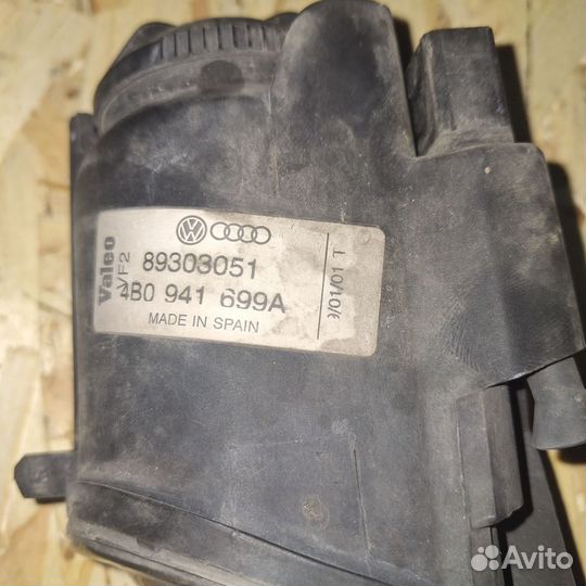 Фара противотуманная правая левая Audi A6 C5