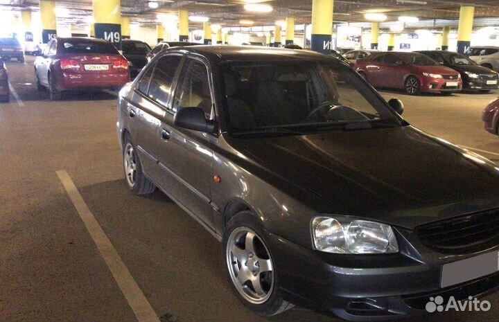 Hyundai Accent 1.5 МТ, 2008, битый, 210 000 км